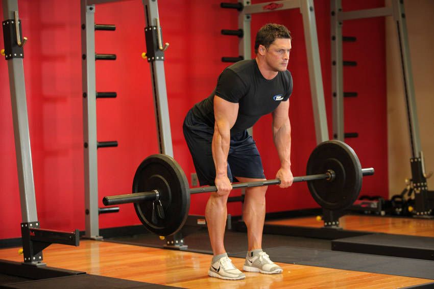 Barbell Row exercise demonstration — targets the back