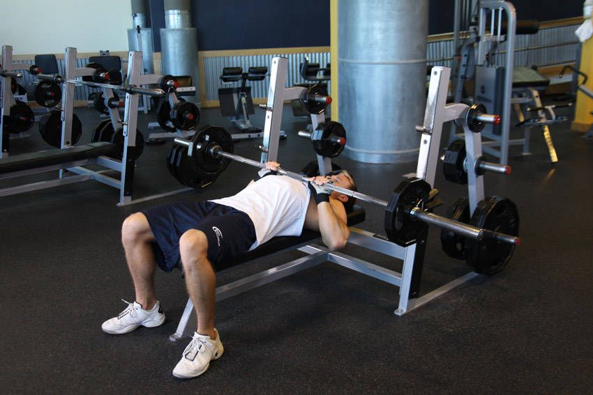 Close-Grip Bench Press exercise demonstration — targets the triceps