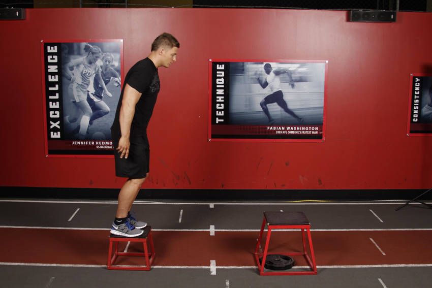 Depth Jump exercise demonstration — targets the quads