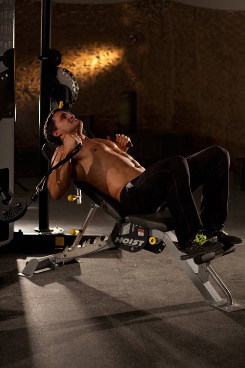 Incline Machine Chest Press exercise demonstration, targeting the chest