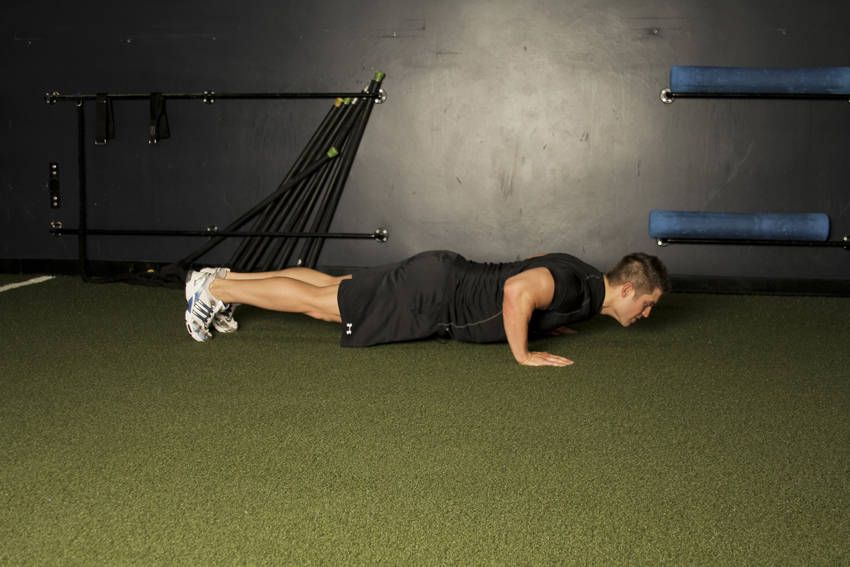 Plyometric (Clap) Push-Up exercise demonstration — targets the chest